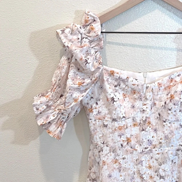 Sincethen Floral Muse Midi Dress size medium - Picture 8 of 9